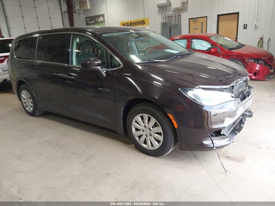 CHRYSLER PACIFICA 2018