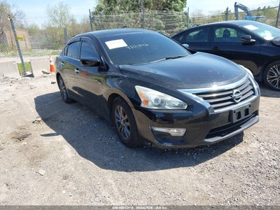 NISSAN ALTIMA 2015