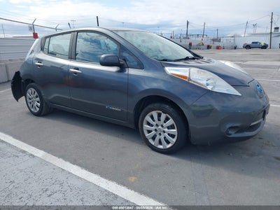 NISSAN LEAF 2013