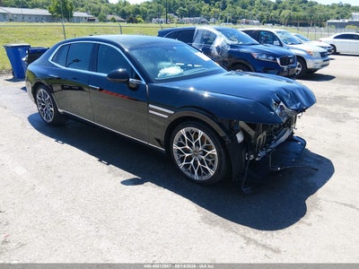GENESIS G90 2023