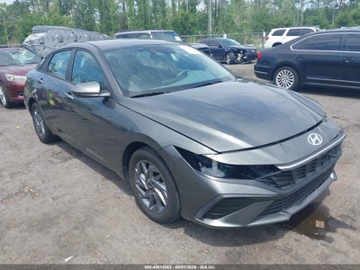 HYUNDAI ELANTRA HYBRID 2024