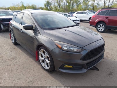 FORD FOCUS ST 2016