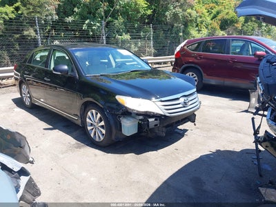TOYOTA AVALON 2011