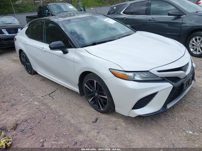 TOYOTA CAMRY 2019