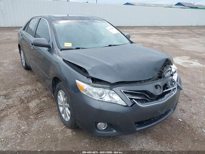 TOYOTA CAMRY 2011