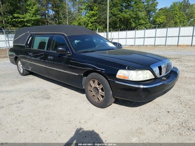 LINCOLN TOWN CAR 2008