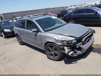 VOLVO V50 2005