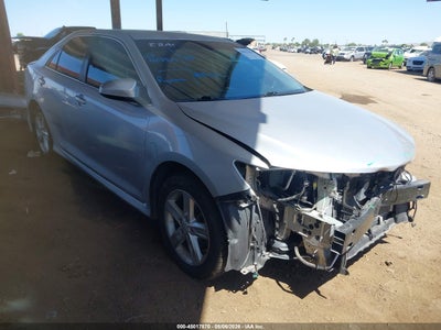 TOYOTA CAMRY 2012