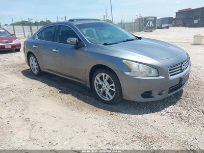 NISSAN MAXIMA 2014