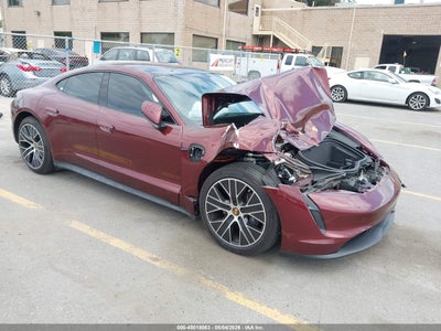 PORSCHE TAYCAN 2022