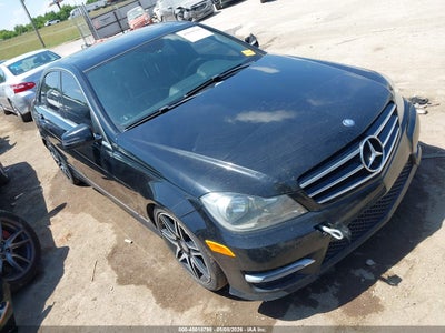 MERCEDES-BENZ C 300 2013