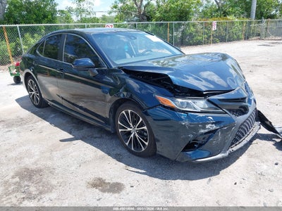 TOYOTA CAMRY 2018