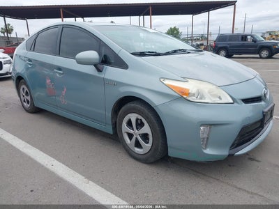 TOYOTA PRIUS 2015