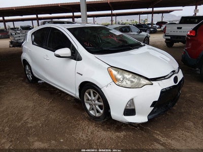 TOYOTA PRIUS C 2013