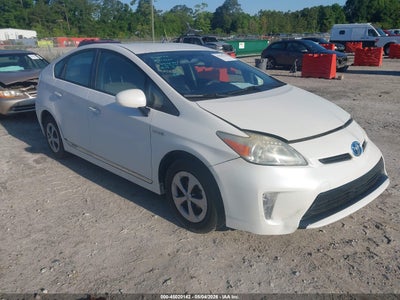 TOYOTA PRIUS 2014