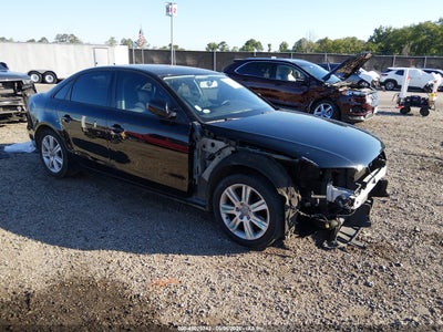 AUDI A4 2011