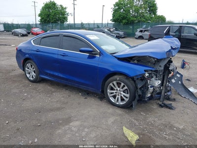 CHRYSLER 200 2015