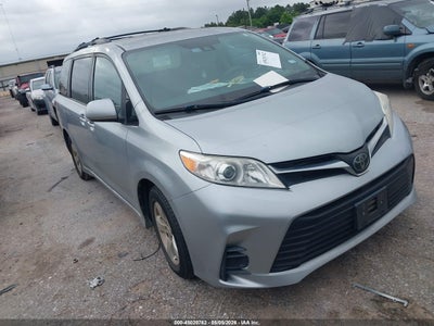 TOYOTA SIENNA 2020