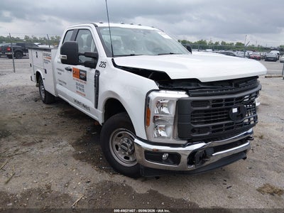 FORD F-250 2025
