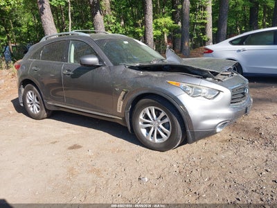INFINITI QX70 2014