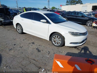 CHRYSLER 200 2015