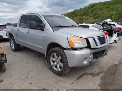 NISSAN TITAN 2011