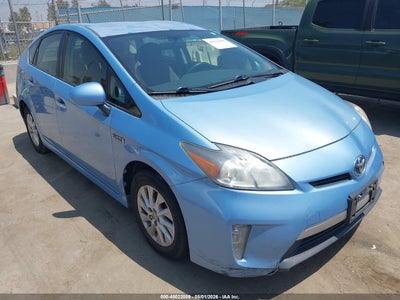 TOYOTA PRIUS PLUG-IN 2012