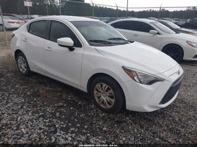 TOYOTA YARIS 2019