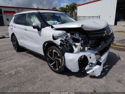 MITSUBISHI OUTLANDER 2024