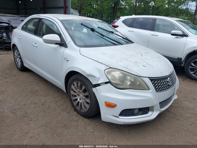 SUZUKI KIZASHI 2010