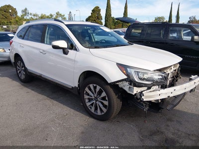 SUBARU OUTBACK 2018