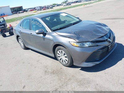 TOYOTA CAMRY HYBRID 2019