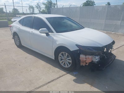 TOYOTA CAMRY 2026