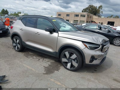 VOLVO XC40 RECHARGE PURE ELECTRIC 2023