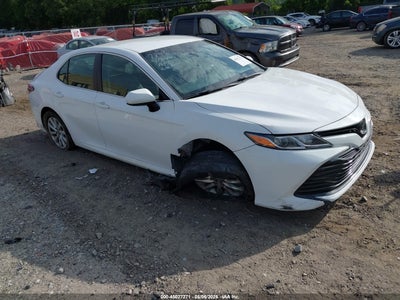 TOYOTA CAMRY 2018