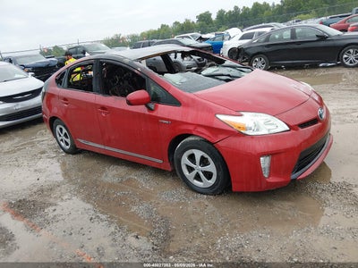 TOYOTA PRIUS 2015
