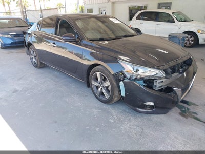 NISSAN ALTIMA 2019