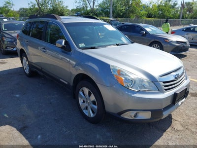 SUBARU OUTBACK 2011