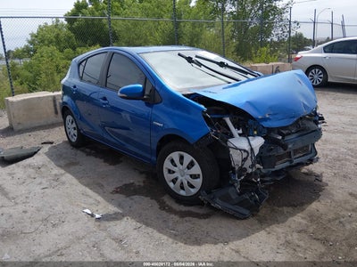 TOYOTA PRIUS C 2014