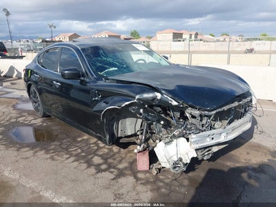 INFINITI M37 2012