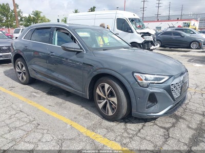 AUDI Q8 E-TRON 2024