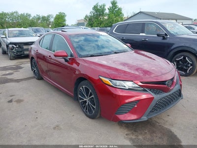 TOYOTA CAMRY 2018
