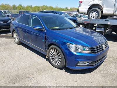 VOLKSWAGEN PASSAT 2016