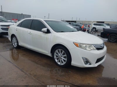 TOYOTA CAMRY 2012