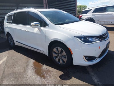CHRYSLER PACIFICA HYBRID 2017