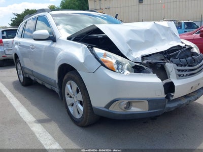 SUBARU OUTBACK 2010