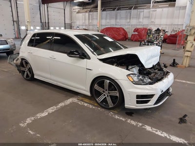 VOLKSWAGEN GOLF R 2016