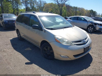 TOYOTA SIENNA 2008