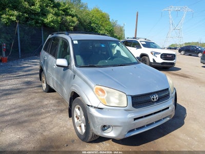 TOYOTA RAV4 2005