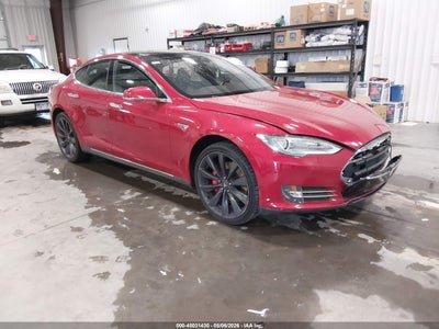 TESLA MODEL S 2014